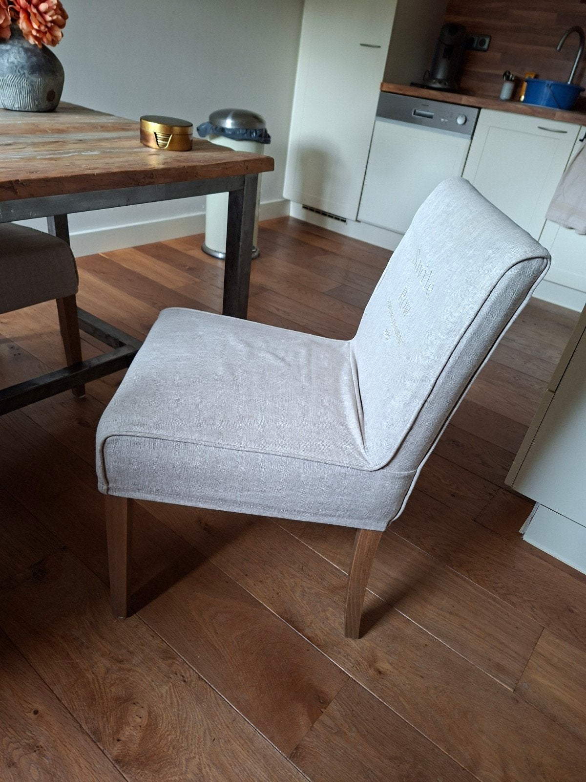 Mooie eetkamerstoelen met Savile Row borduursel, Huis en Inrichting, Stoelen, Ophalen, Overige kleuren, Zo goed als nieuw, Vier