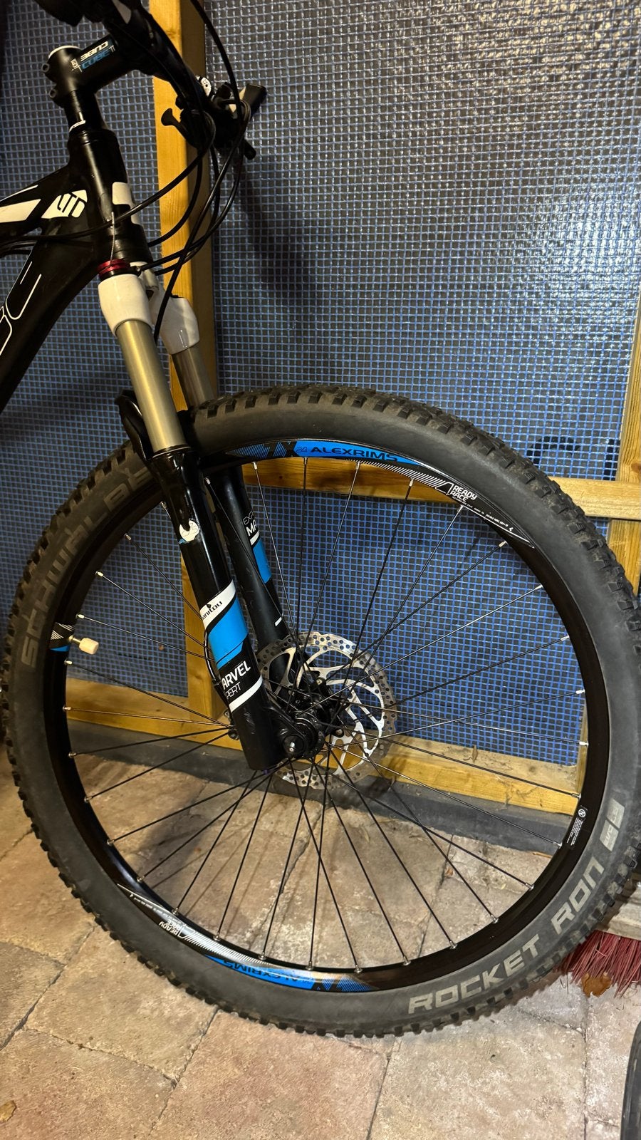 Foto 6 van Cube LTD Mountainbike 27,5 inch, frame 18 inch