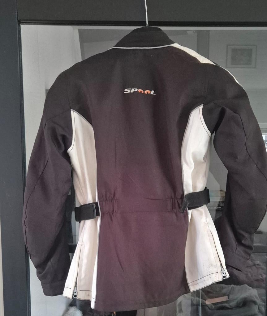 Spool Motorjas Maat 40 - Zwart/Wit Textiel, Motoren, Ophalen, Jas | textiel, Kinderen, Spool