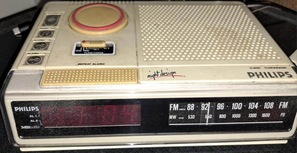GEVRAAGD: PHILIPS WEKKERRADIO D3650, Witgoed en Apparatuur, Wekkers, Ophalen