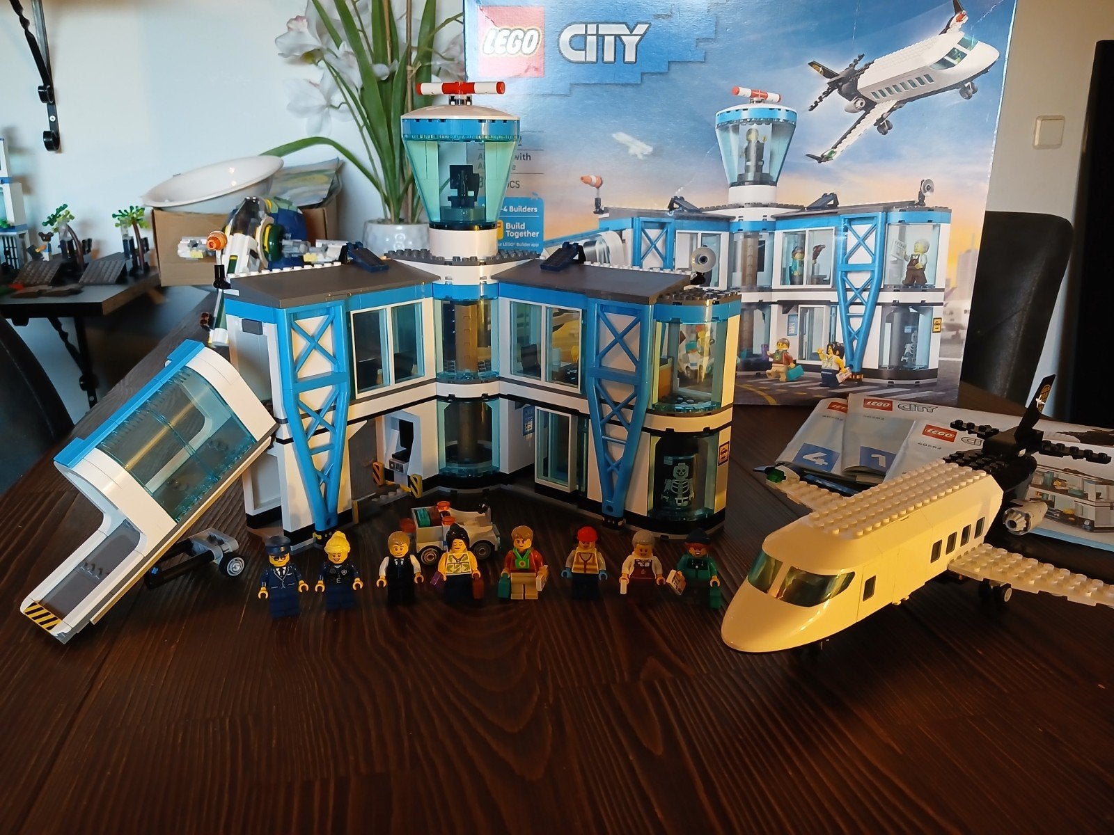 LEGO City Vliegveld met Vliegtuig (60502) - Compleet!, Ophalen of Verzenden, Zo goed als nieuw, Overige merken