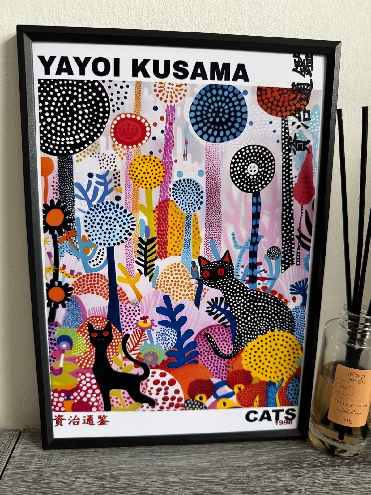 Yayoi Kusama 'Cats' Poster - Ingelijst - 21x30cm, Rechthoekig Staand, Met lijst, A4 of kleiner, Nieuw