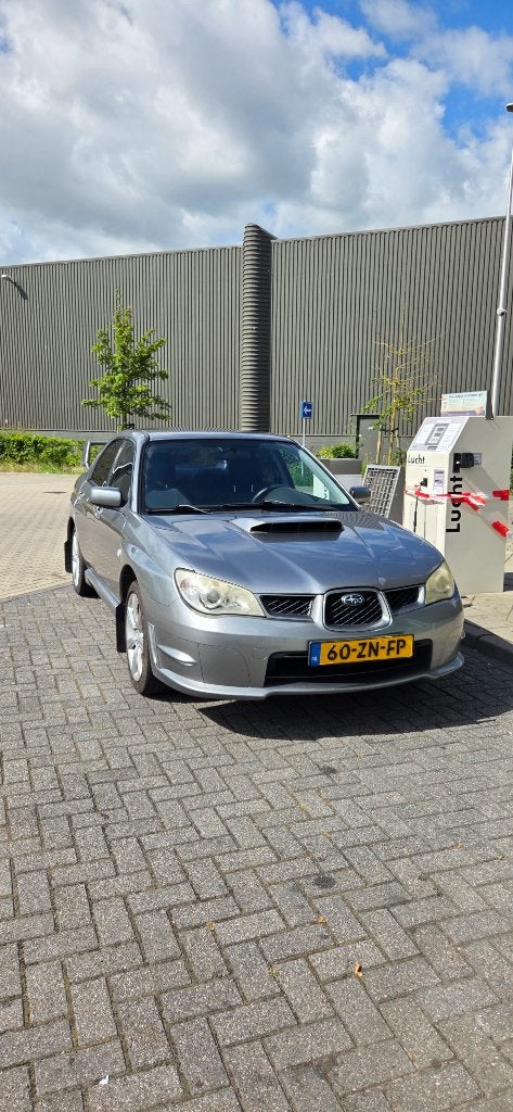 Subaru Impreza 1.5 AWD 2008 Grijs