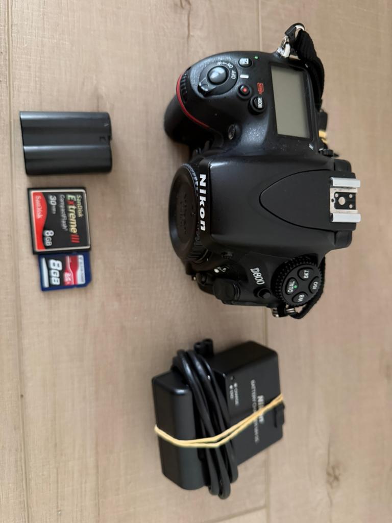 Nikon D800 body 39k, Ophalen of Verzenden, Zo goed als nieuw, Overige schalen, Onderdeel