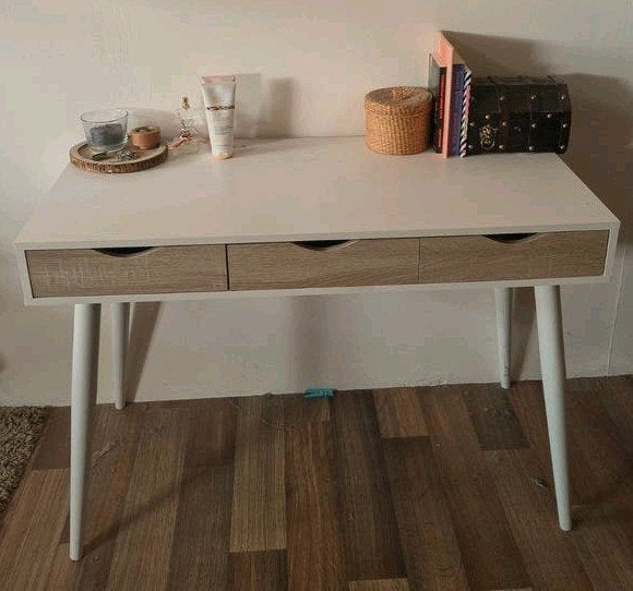 Modern bureau/kaptafel met 3 lades, Gebruikt, 50 tot 100 cm, 100 tot 150 cm, Tot twee personen