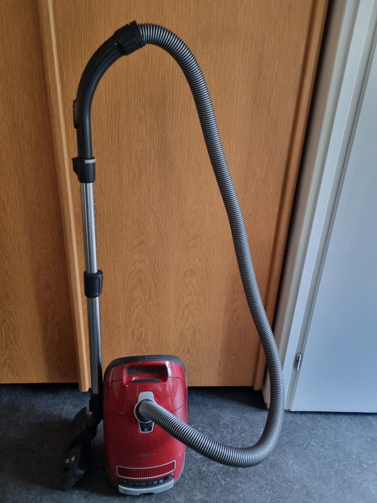 Miele Complete C3 Power 1600W Sledestofzuiger, Witgoed en Apparatuur, Stofzuigers, Gebruikt, Sledestofzuiger, Miele, 1600 tot 2000 watt