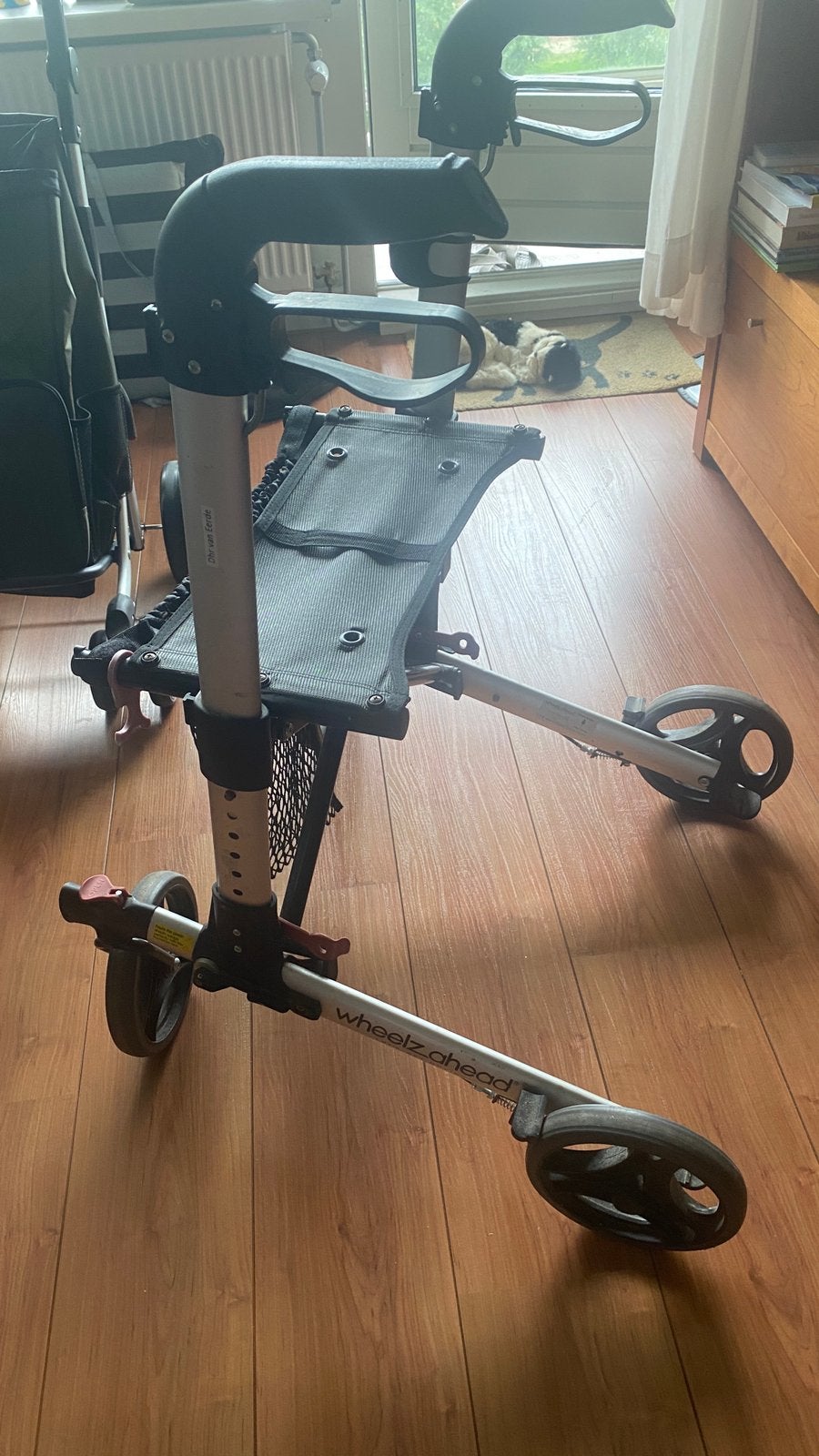 Rollator wheelzAhead, Ophalen, Opvouwbaar, Zo goed als nieuw