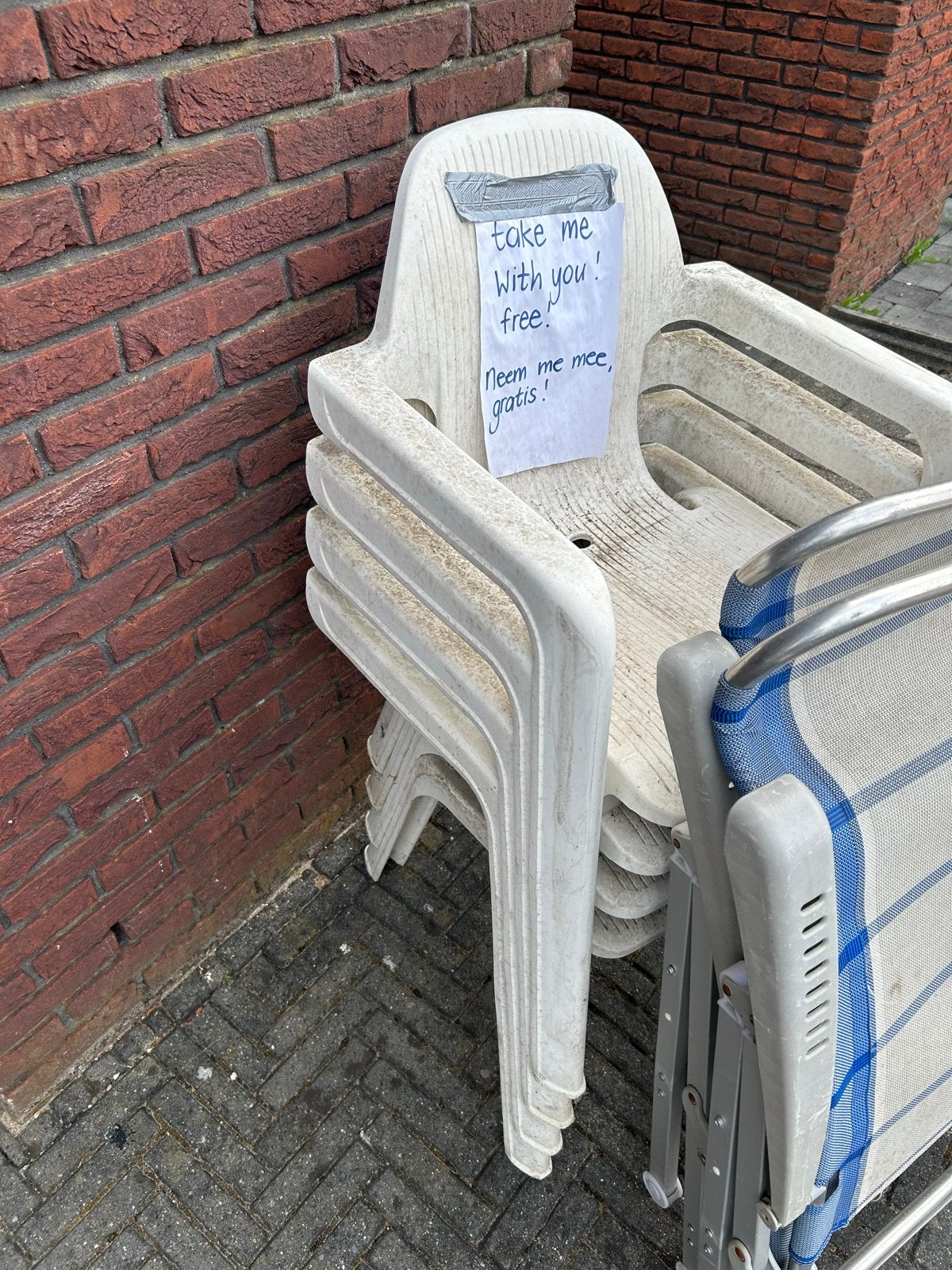 Gratis Hartman tuinstoelen en Obelink campingstoelen, Ophalen, Kunststof, Gebruikt, 6 zitplaatsen