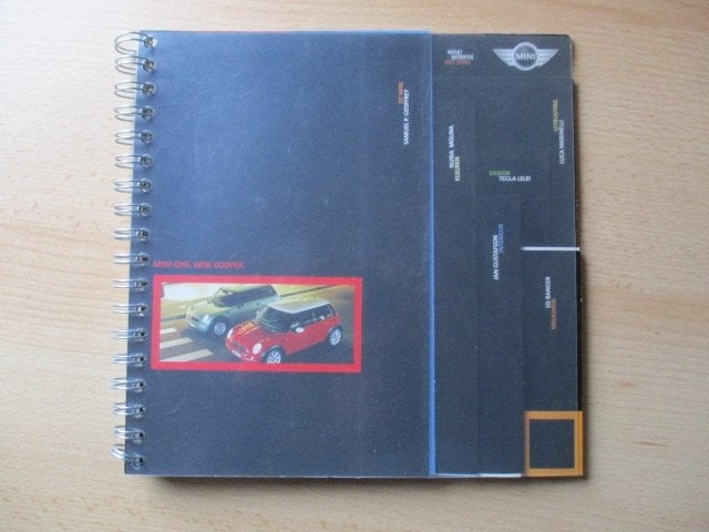 Mini Cooper boekje Mini One. Mini Cooper. Brochure 2001, Ophalen of Verzenden, Gelezen, Overige merken