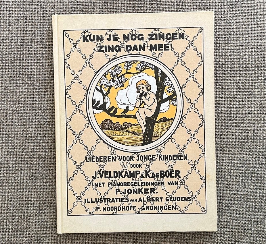 Kinderliedjes: Kun je nog zingen, zing dan mee, Ophalen of Verzenden, Gelezen, Fictie algemeen