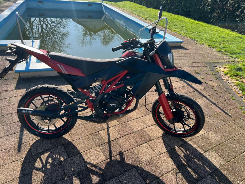 Te koop Orion evo bj 2017, Fietsen en Brommers, Brommers | Derbi, Ophalen, 6 versnellingen, Maximaal 45 km/u, 50 cc