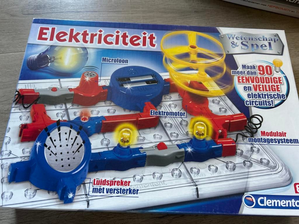 Clementoni Wetenschap & Spel Elektriciteit, Kinderen en Baby's, Speelgoed | Educatief en Creatief, Ophalen of Verzenden, Gebruikt