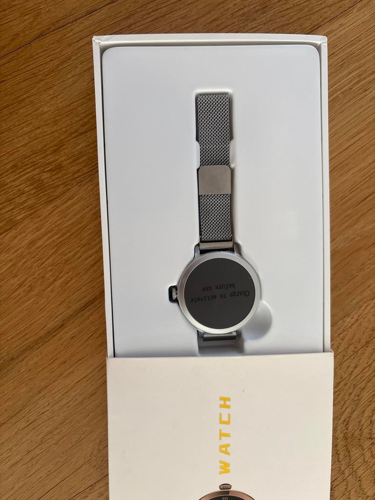 Smartwatch met zilveren band, Ophalen of Verzenden, Nieuw, Zilver, Android