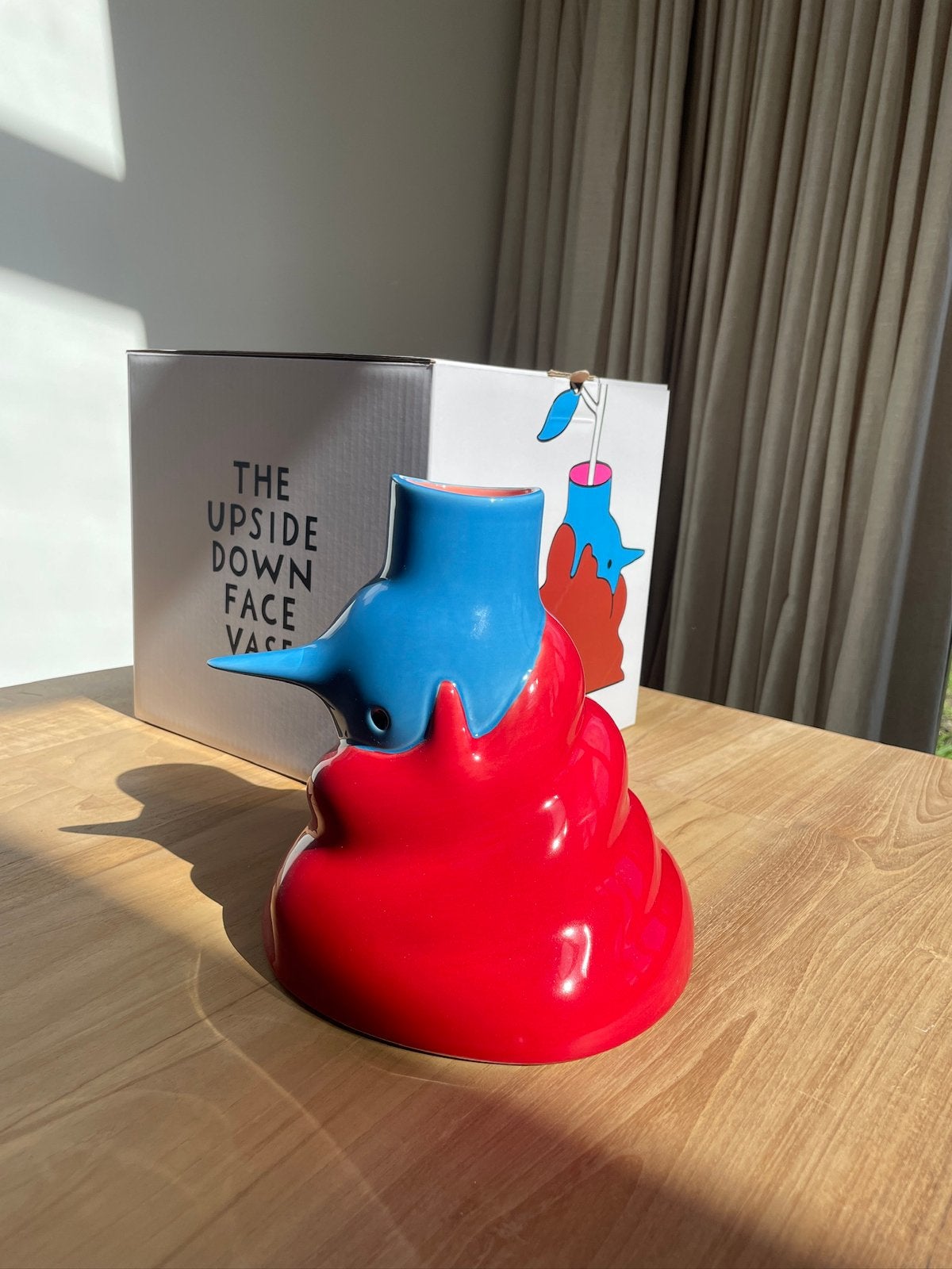 Parra x Case Studyo – The Upside Down Face Vase Hair, Ophalen of Verzenden