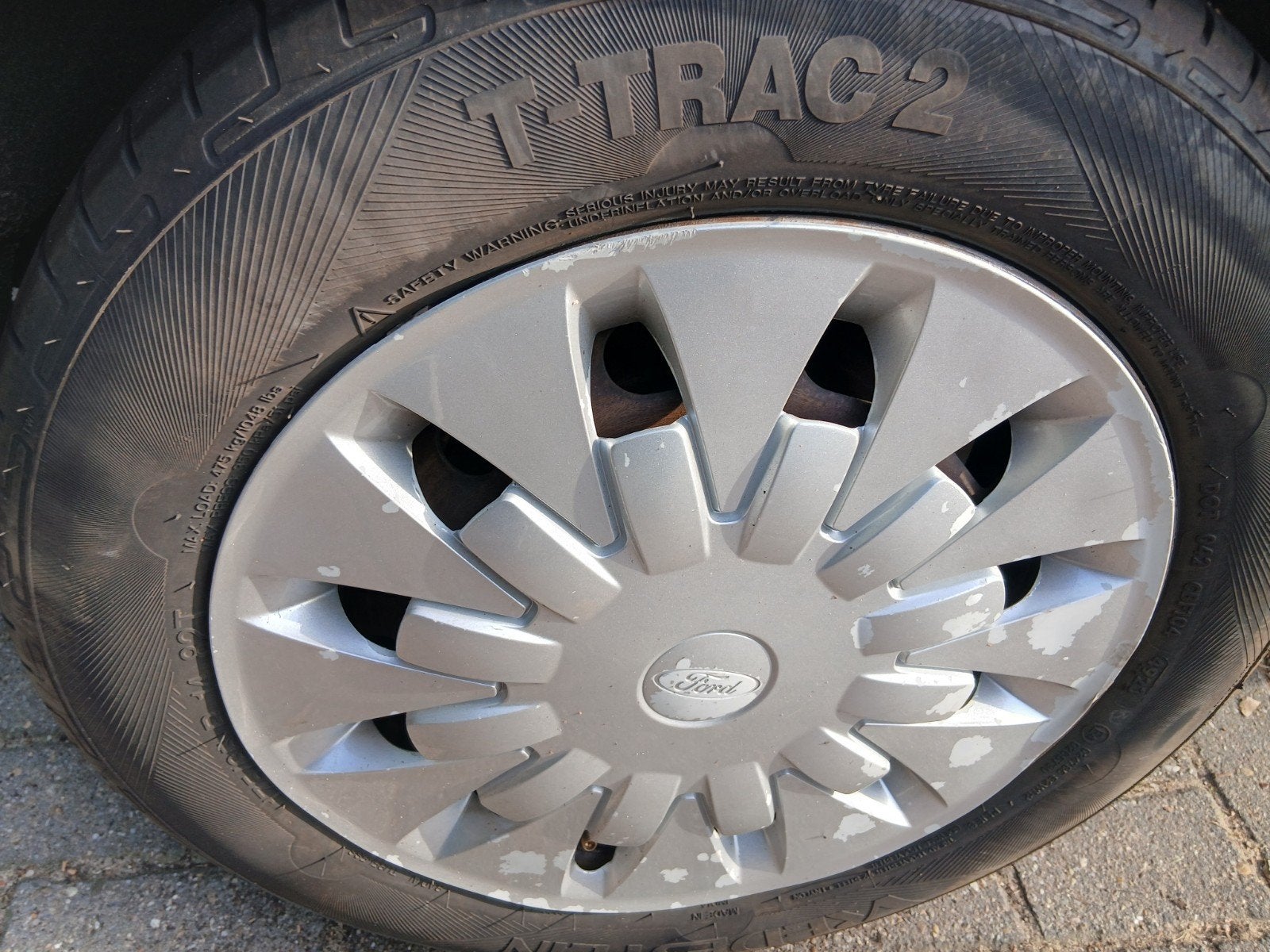 4 velgen banden wieldoppen ford fiesta, Ophalen, Gebruikt