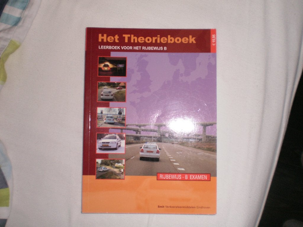 Het Theorieboek rijbewijs B - 2004, Ophalen, Zo goed als nieuw