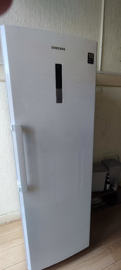 Koelkast, Witgoed en Apparatuur, Ophalen, 60 cm of meer, 100 tot 150 liter, 160 cm of meer