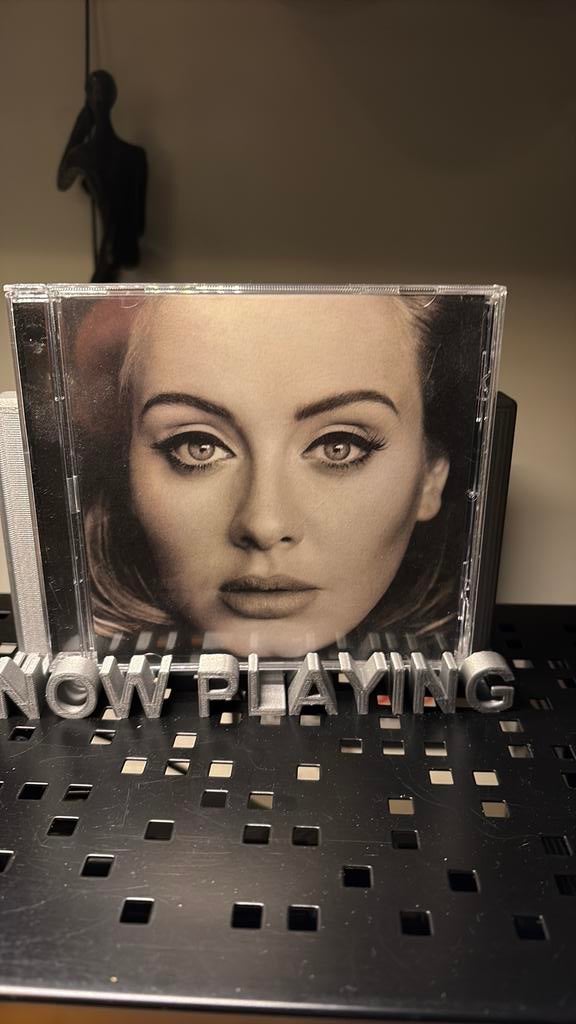 Adele 25, Ophalen of Verzenden, Zo goed als nieuw