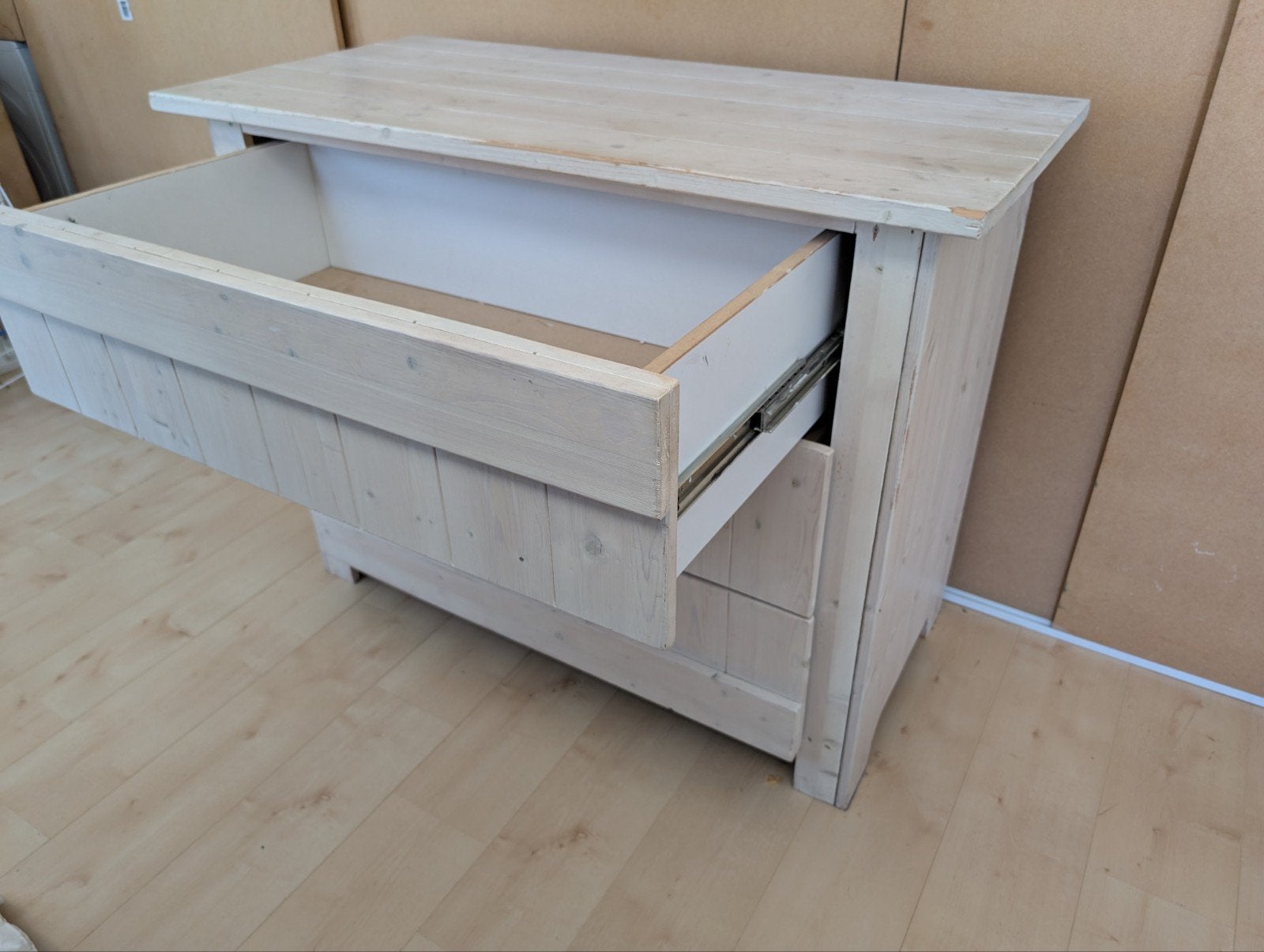 Commode overbodig geworden, Ophalen, Gebruikt, 100 tot 150 cm, 3 of 4 laden