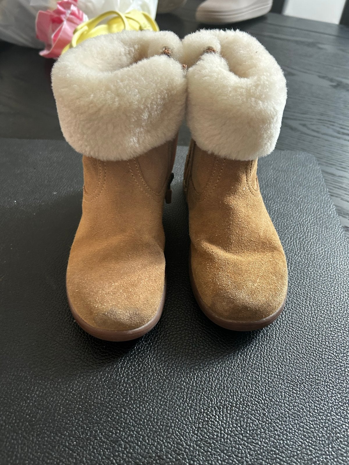 UGG Laarzen Maat 27 - Gebruikt, Ophalen of Verzenden, Gebruikt, Jongen of Meisje, Laarzen