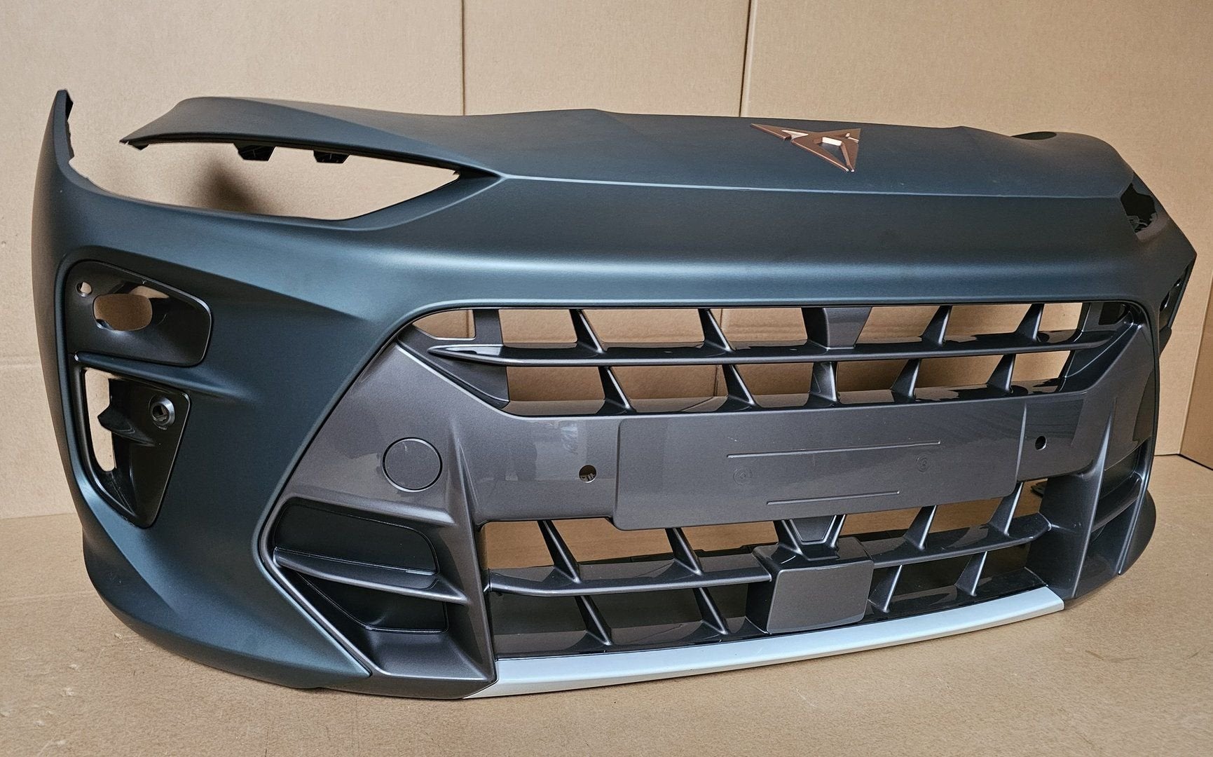 Seat Cupra Terramar 2024+ Voorbumper Bumper Origineel L S7E, Gebruikt, -, Voor, Ophalen of Verzenden