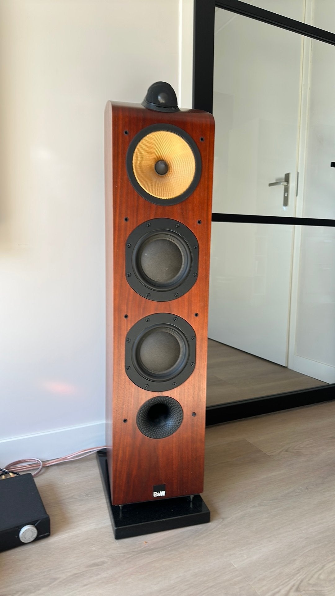 B&W 703 super staat, Audio, Tv en Foto, Luidsprekers, Ophalen, Zo goed als nieuw, Overige merken