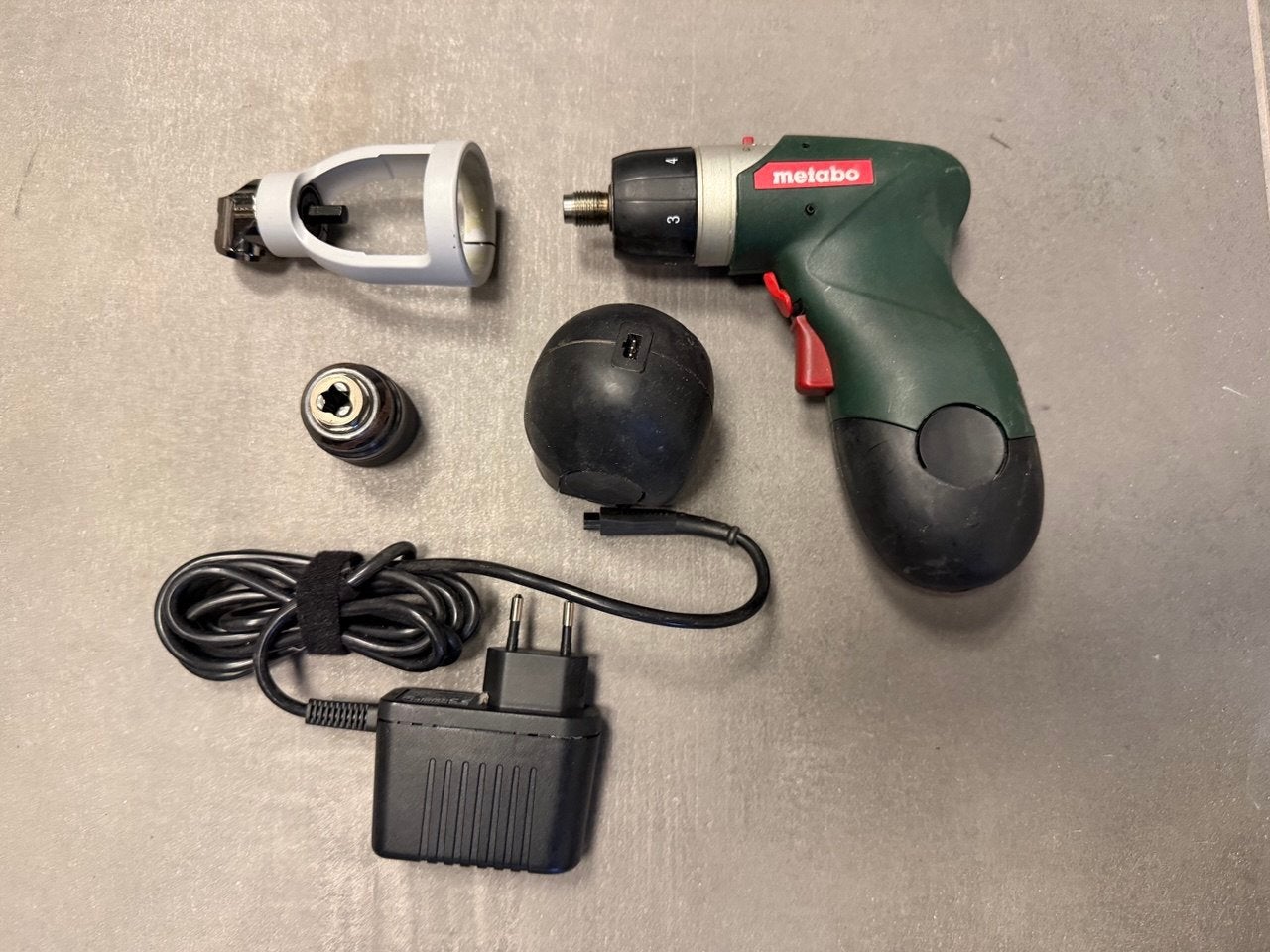 Metabo PowerMaxx 4,8V accuboormachine, 2 accu's + lader, Doe-het-zelf en Verbouw, Gereedschap | Boormachines, Ophalen of Verzenden