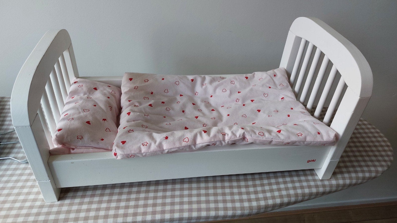 Goki poppenbedje met beddengoed z.g.a.n., Ophalen