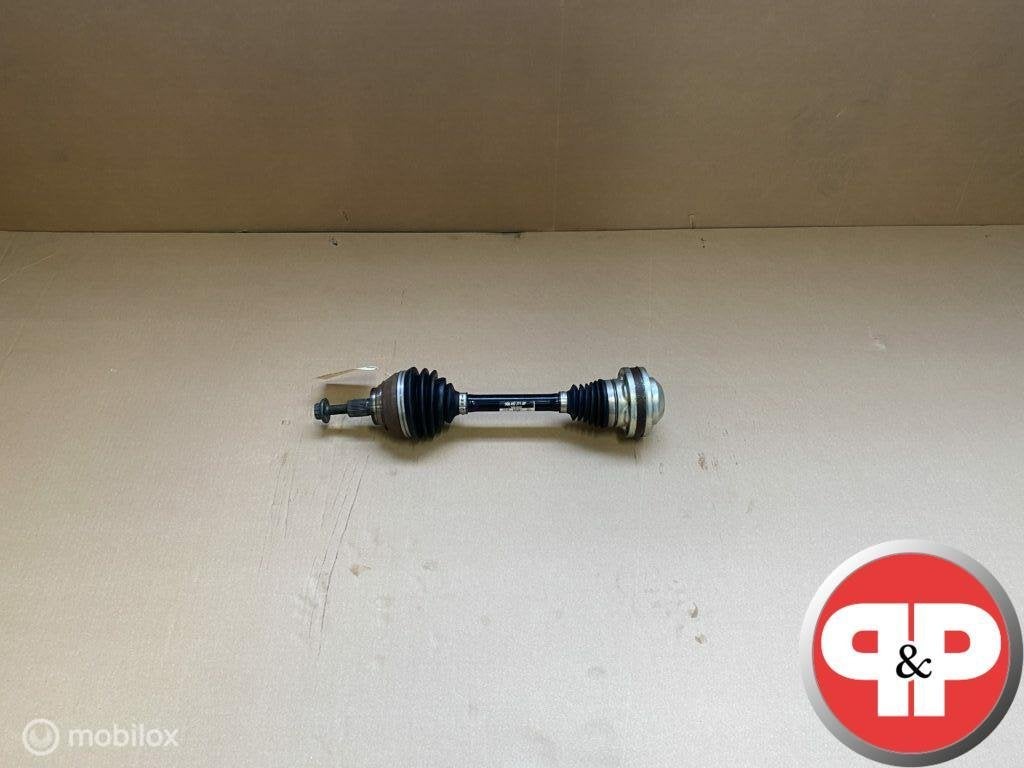 VW - Audi Aandrijfas Links Voor 5Q0407271AP