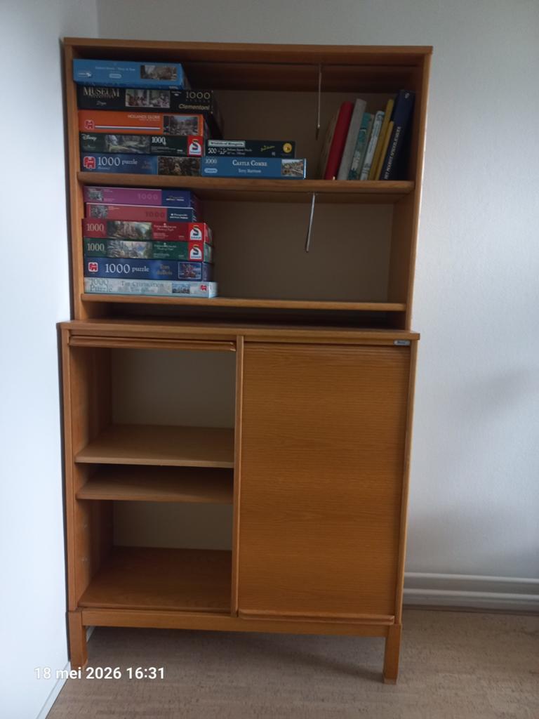 Kinnarps rolluikkast, Ophalen, Gebruikt, 25 tot 50 cm