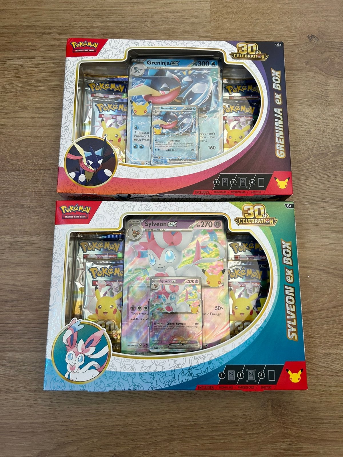 Pokemon 30th Celebration Sylveon + Greninja ex box, Ophalen of Verzenden, Nieuw, Boosterbox