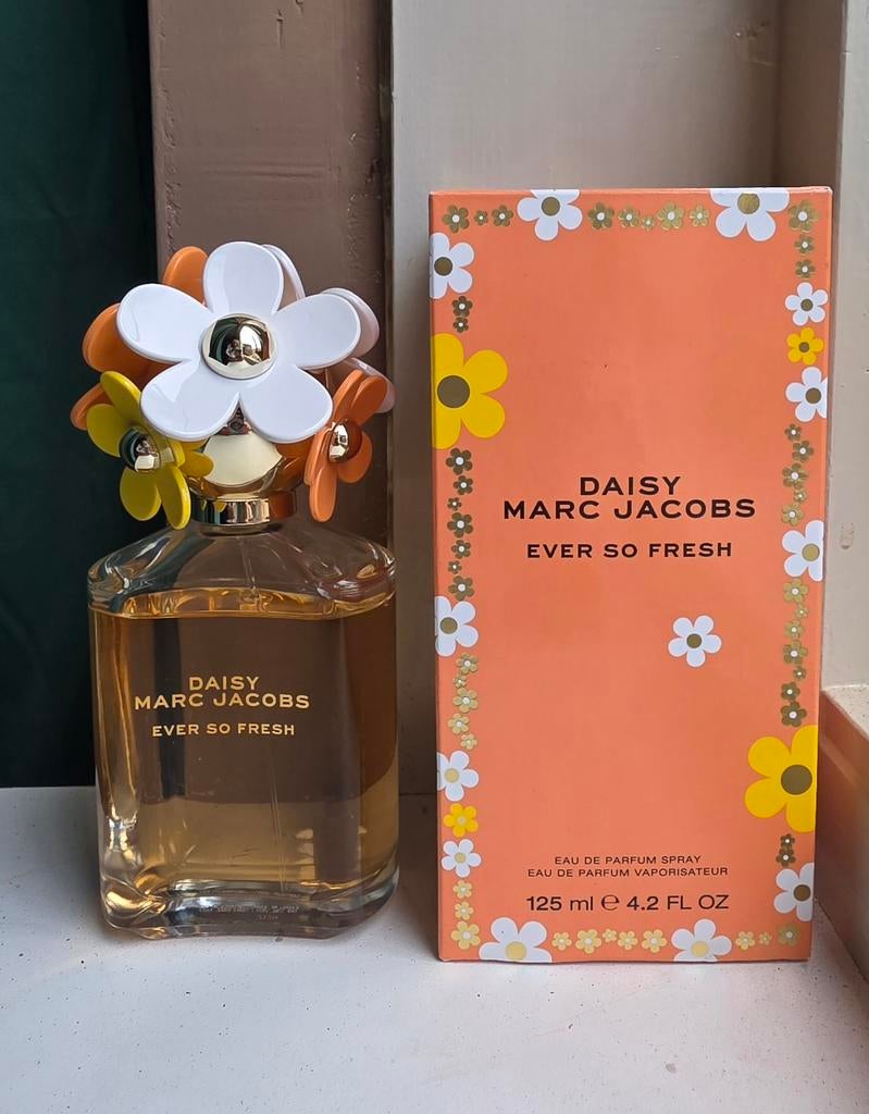 Marc Jacobs Parfum Ever So Fresh, Ophalen of Verzenden