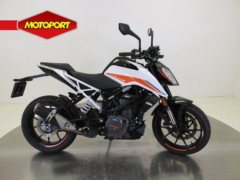 KTM 390 DUKE ABS (bj 2022), Motoren, KTM, Bedrijf, Achterbroek 11 - unit 8
6596 MP  Milsbeek, NL, Info@ktm.nl