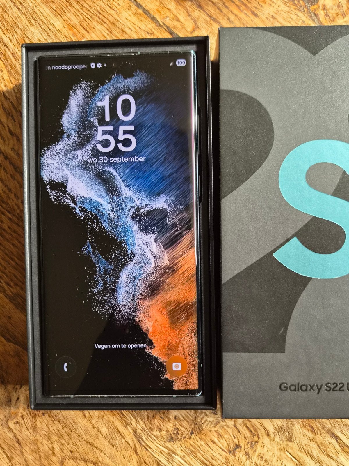 Foto 3 van Samsung Galaxy S22 Ultra 256GB Groen - Zo goed als nieuw