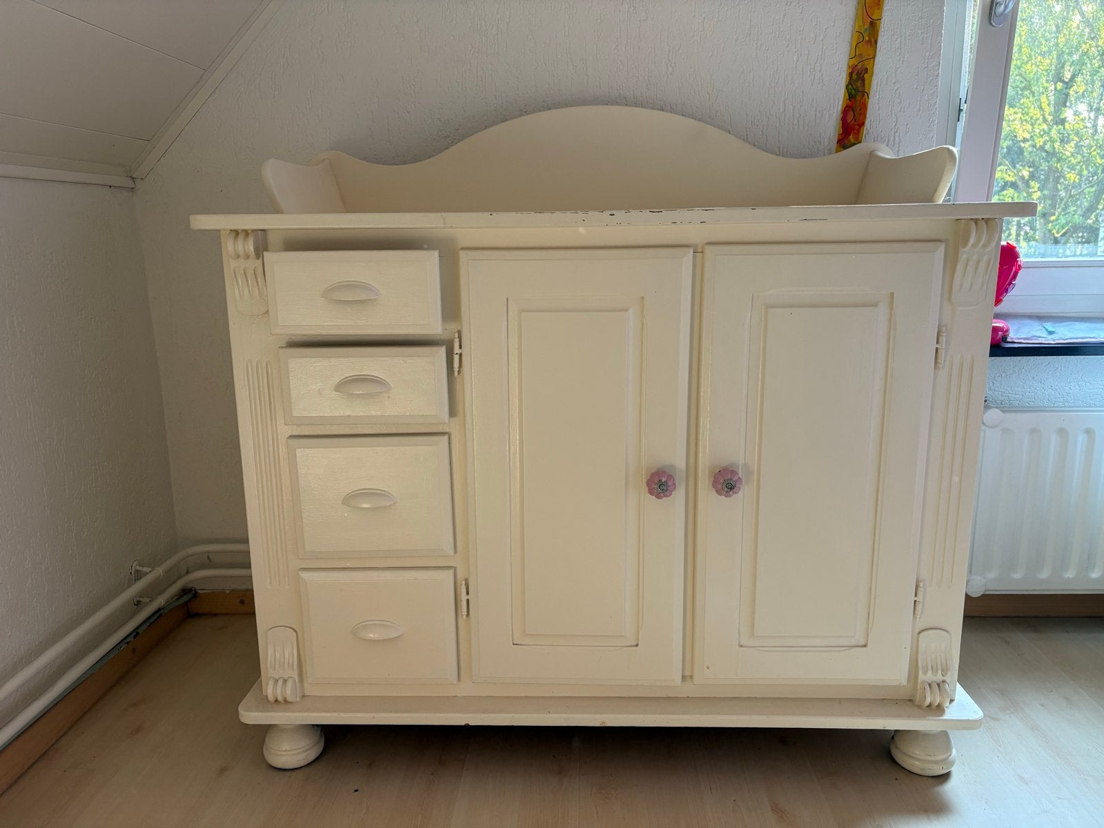 Crème witte commode met lades en kastje, Kinderen en Baby's, Kinderkamer | Commodes en Kasten, Ophalen, Gebruikt, 50 tot 70 cm