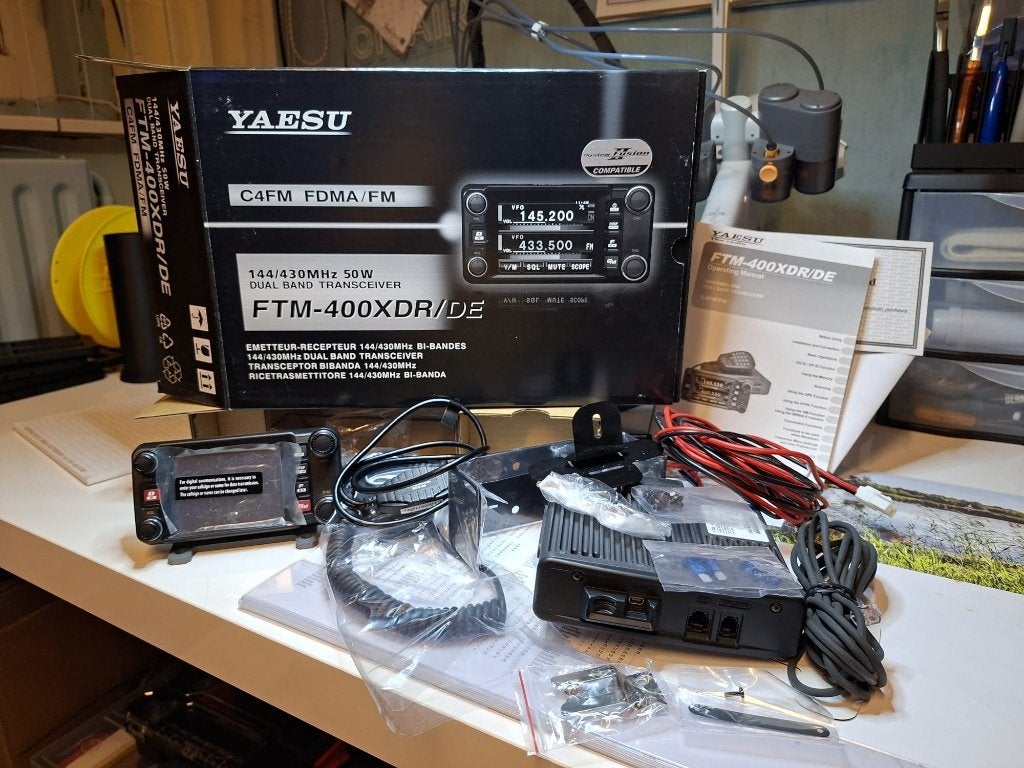 Yaesu FTM-400, Telecommunicatie, Ophalen of Verzenden, Zo goed als nieuw, Zender en Ontvanger