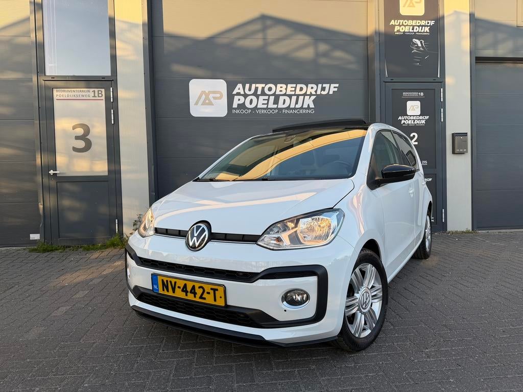 Volkswagen up! 1.0 TSI 90PK 5-DRS 2017 Facelift Pano Nap Vol, Auto's, Volkswagen, Voorwielaandrijving, USB, 4 stoelen, Origineel Nederlands