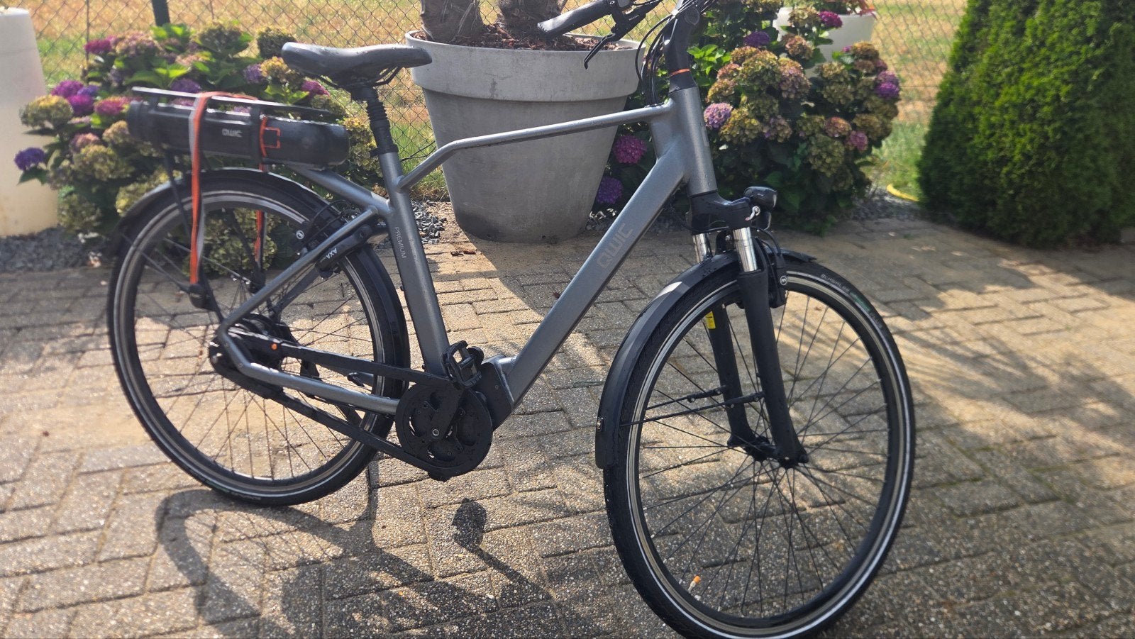 qwic mn330 premium  slechts 1373km, Fietsen en Brommers, Elektrische fietsen, Gebruikt, Qwic, 51 tot 55 cm, 30 tot 50 km per accu