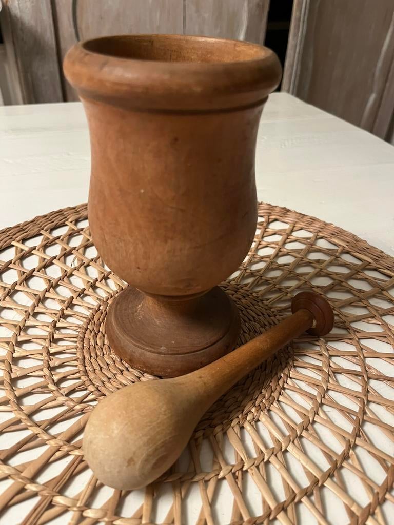 Prachtige Antieke houten primitieve vijzel en stamper, Ophalen of Verzenden