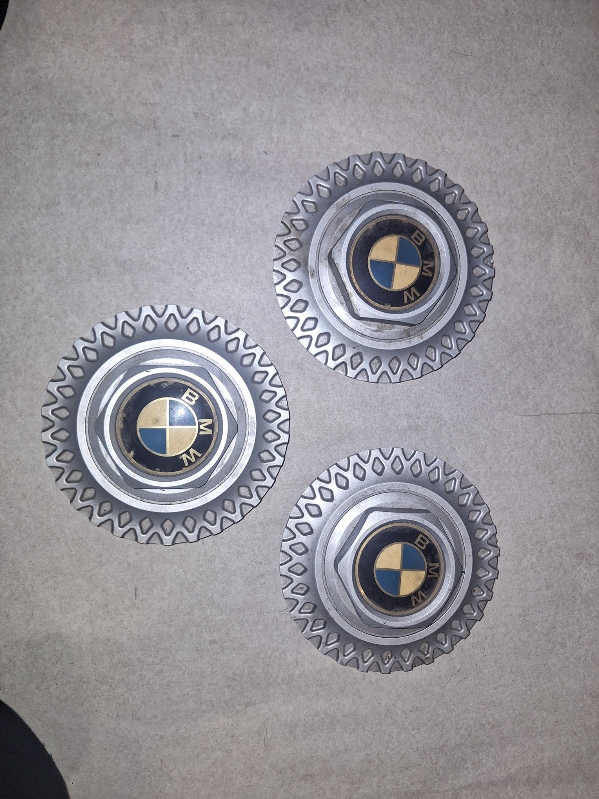 bmw bbs naaf kappen, Ophalen
