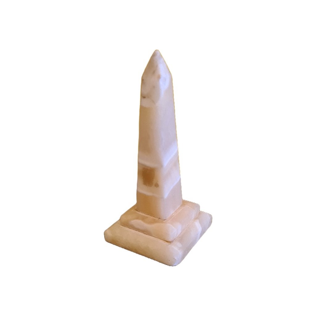 Italiaanse obelisk van albast, 2e helft 20e eeuw, Ophalen of Verzenden, Zo goed als nieuw, Overige typen