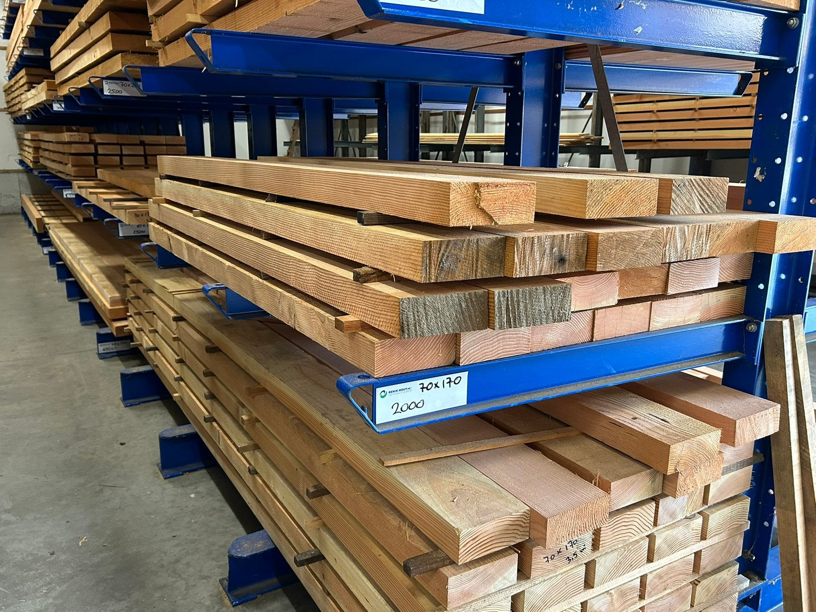 Douglas 70x170mm fijnbezaagd gording paal balk