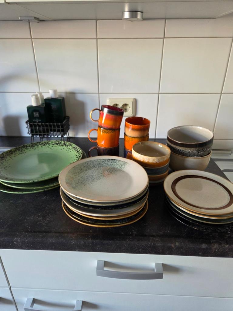 26 stuks HK living servies, Ophalen, Zo goed als nieuw, Overige stijlen, Bord(en)