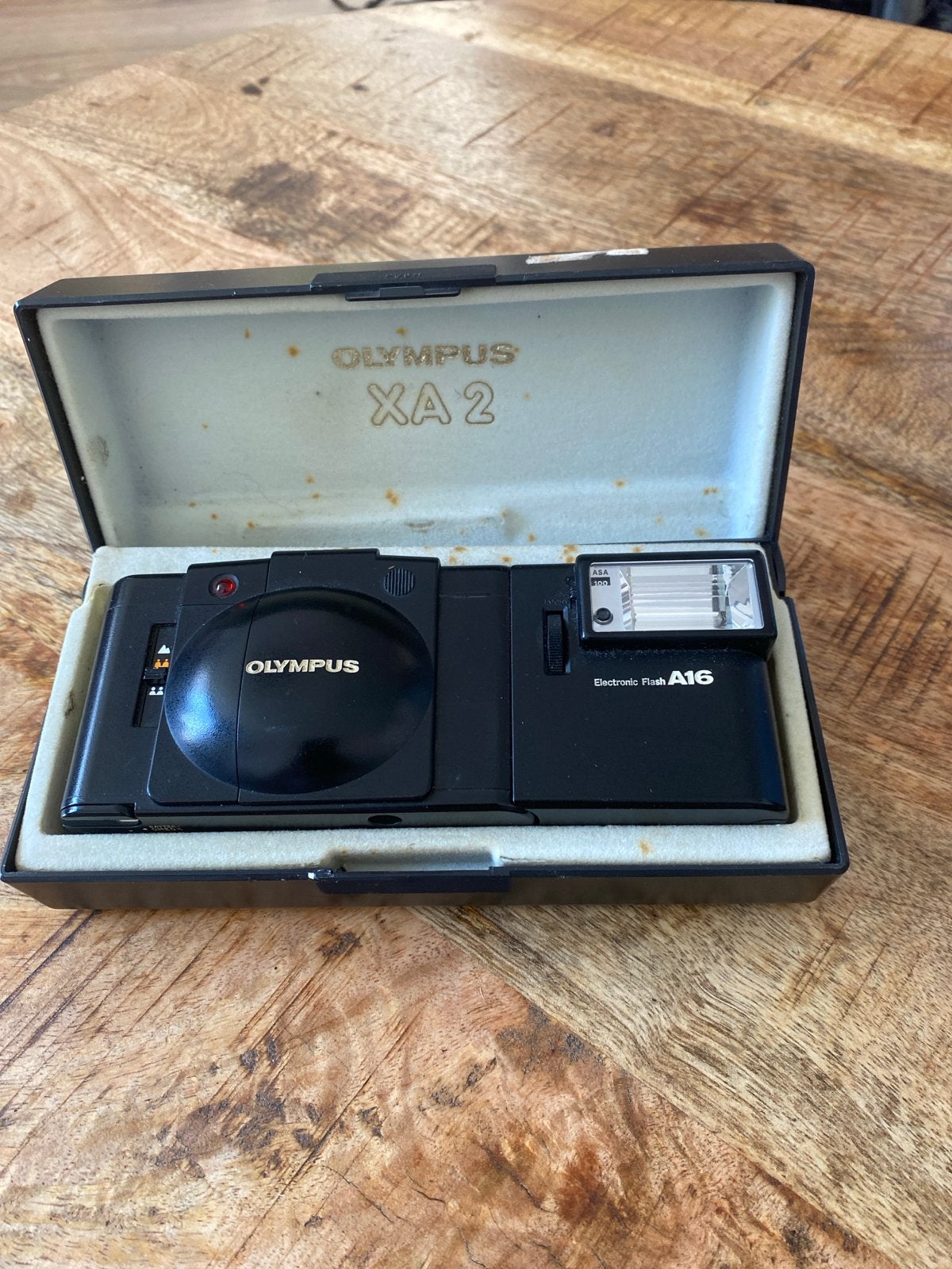 Olympus XA2 Compact Camera met A16 flitser, Audio, Tv en Foto, Fotocamera's Analoog, Ophalen of Verzenden, Gebruikt, Compact, Olympus