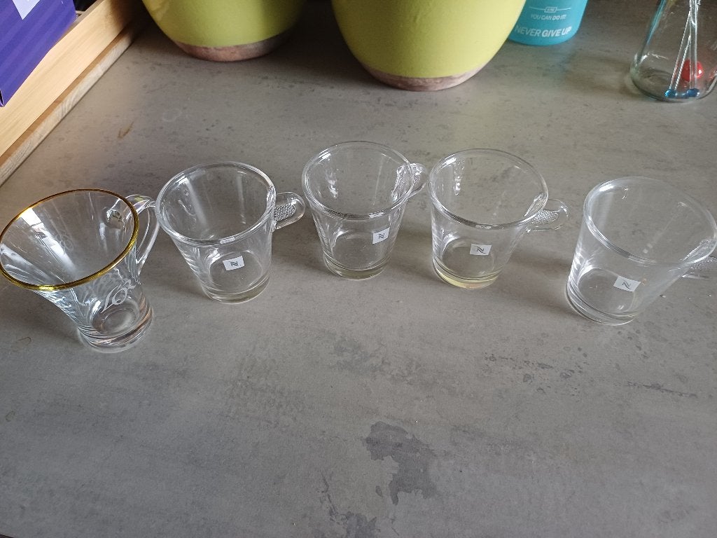 Nespresso glazen + 1 Lór glas + Nespresso cups bewaardoos, Ophalen of Verzenden, Zo goed als nieuw, Zwart, Overige merken