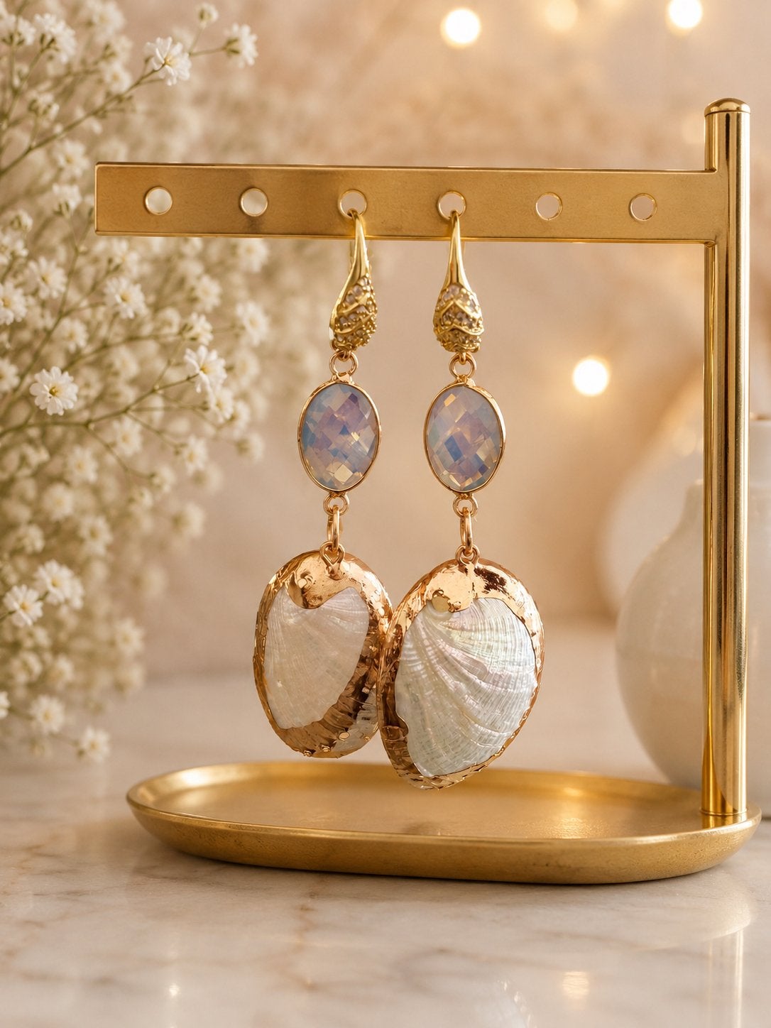 Schelp Oorbellen met Opaal en 18k Goud Verguld, Overige materialen, Hangers, Verzenden, Nieuw