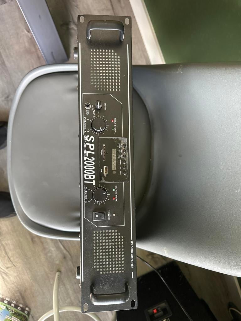 SPL 2000BT Versterker - Zo goed als nieuw, Ophalen of Verzenden, Zo goed als nieuw, Minder dan 500 watt, Overige typen