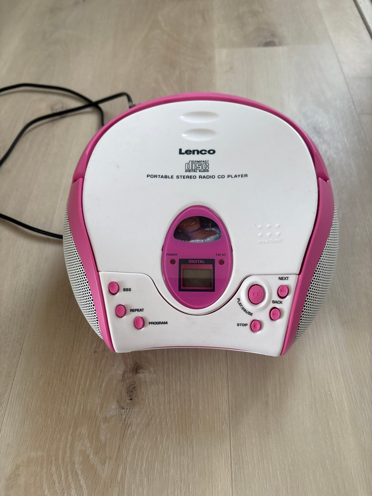Lenco draagbare stereo radio CD-speler roze, Ophalen of Verzenden, Zo goed als nieuw, Overige merken, Draagbaar