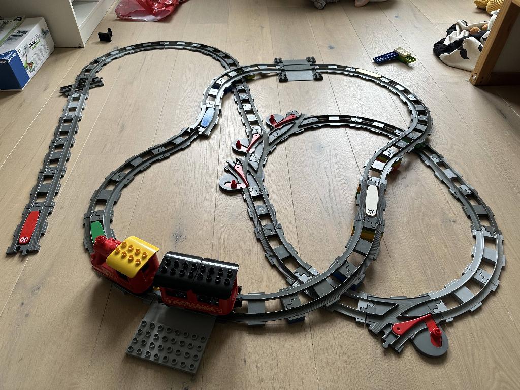 DUPLO Stoomtrein 10874 met veel extra rails, Ophalen, Inclusief extra onderdelen, Overige typen, Zo goed als nieuw