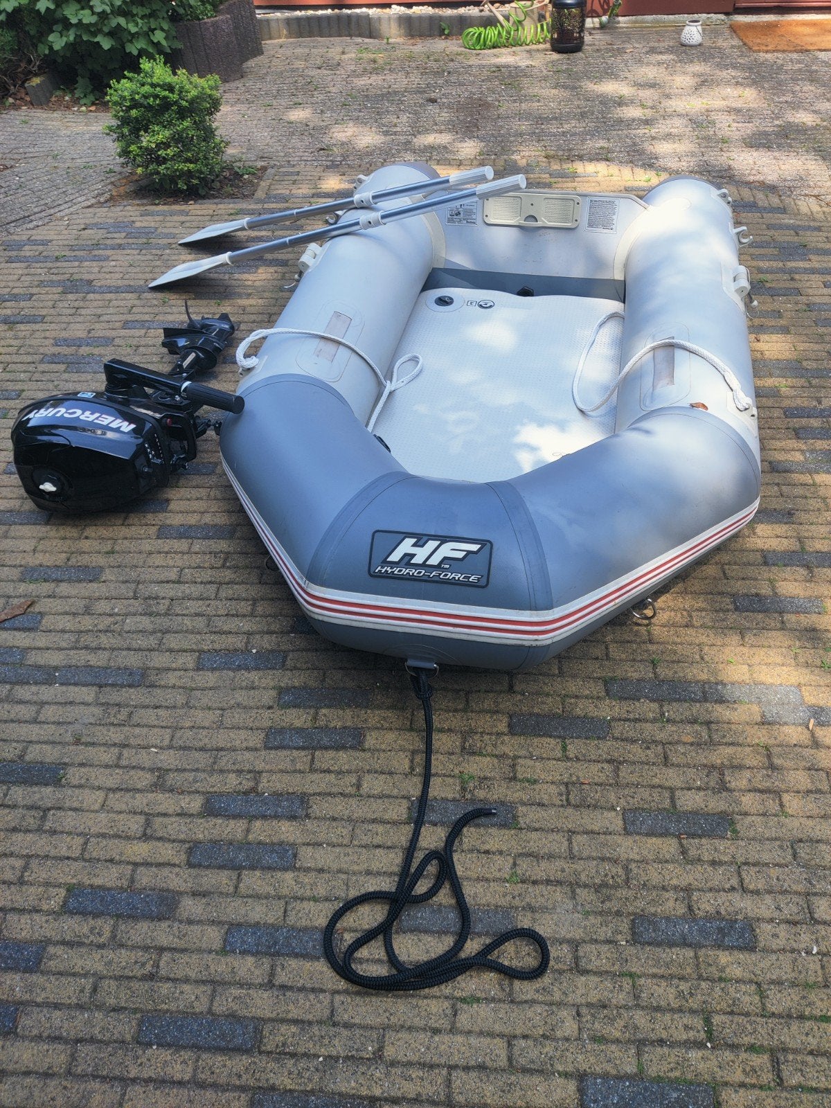 Hydro-Force opblaasboot met 2,5 pk mercury motor., Ophalen of Verzenden, Zo goed als nieuw, Motor en Techniek, Motorboot